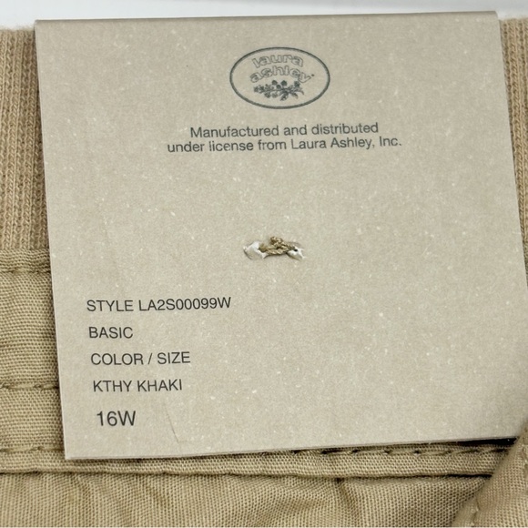NWT Laura Ashley Khaki High Rise Cuffed Cargo Capri Pants 16W - Picture 10 of 16